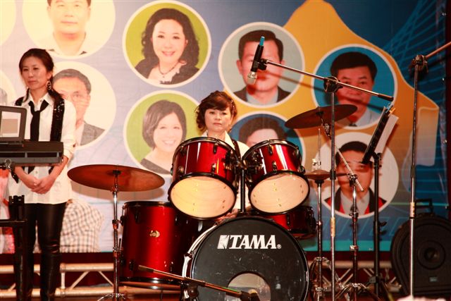 1112U_630.jpg