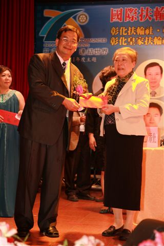 1112U_743.jpg