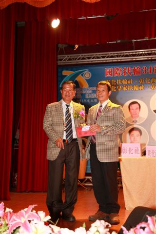 1112U_750.jpg