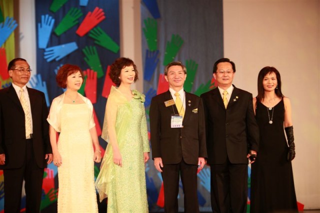 201003EVGR_35.jpg