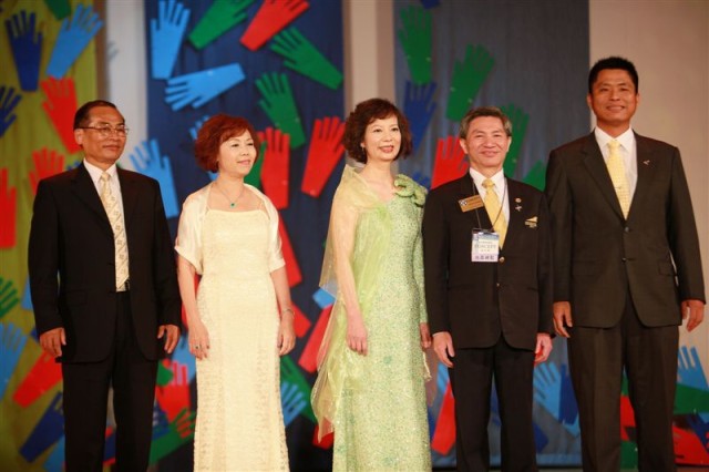 201003EVGR_40.jpg