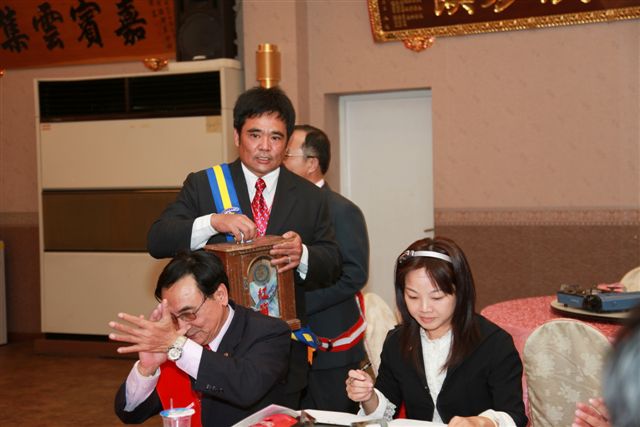 2L_135.jpg