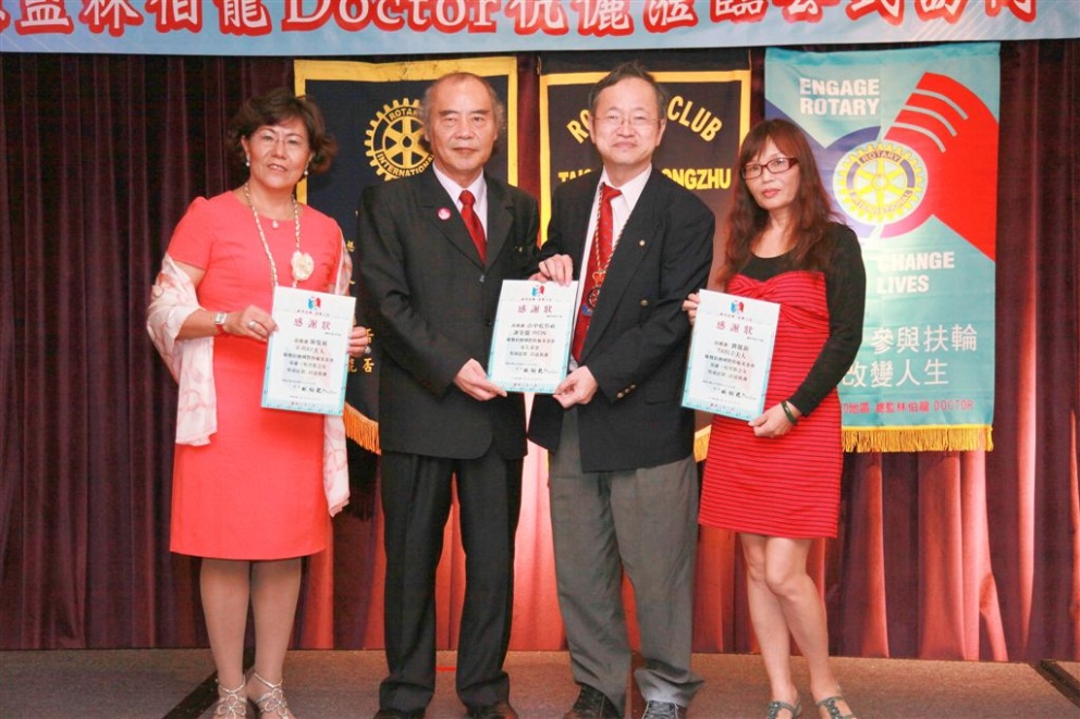 s322.jpg