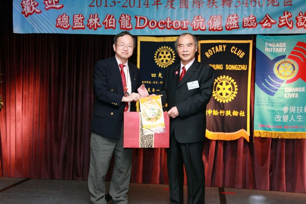 s323.jpg