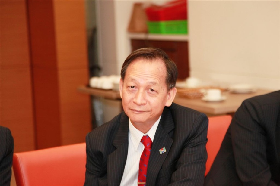 t054.jpg