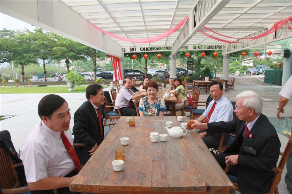pu062.jpg