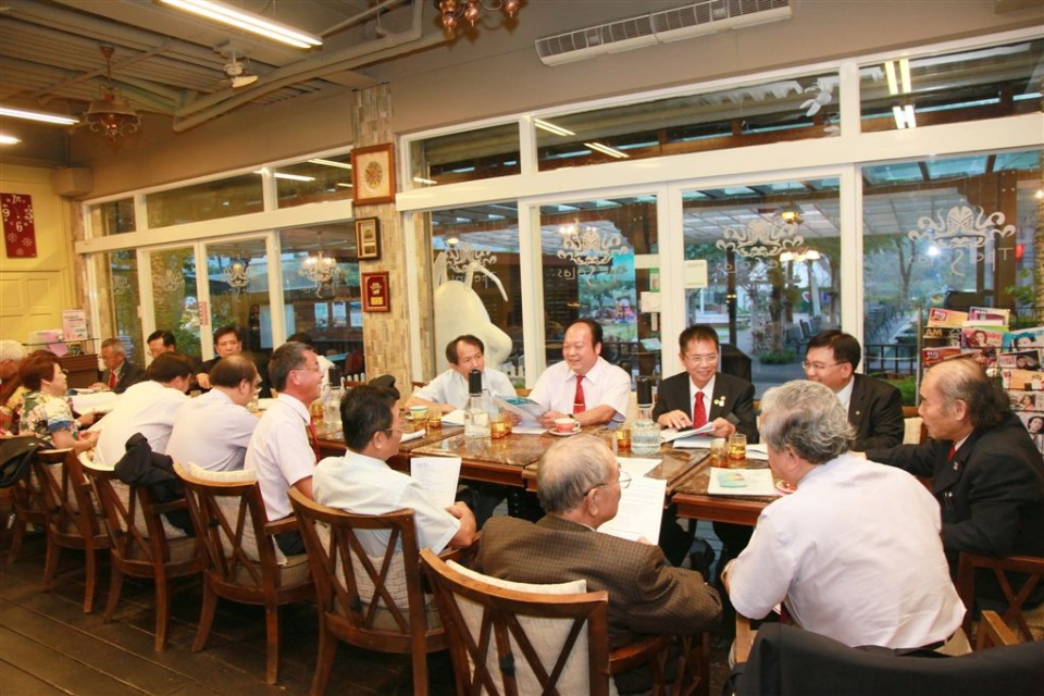 pu100.jpg