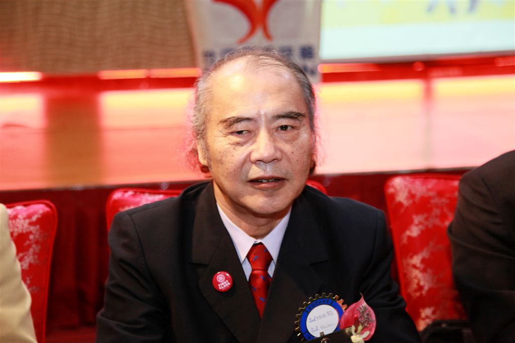 c100.jpg
