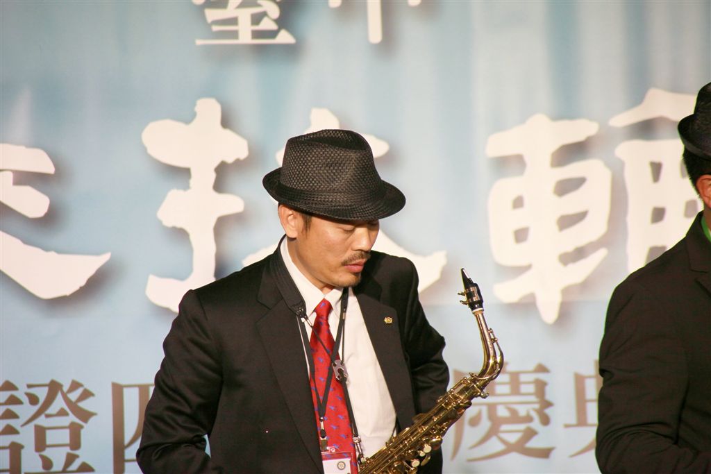 h300.jpg